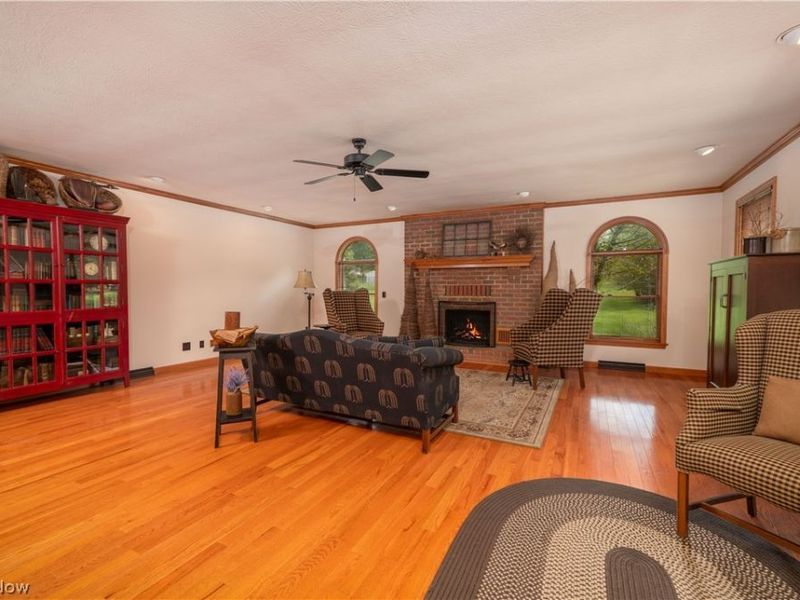552 Springwood Circle SW, New Philadelphia, OH 44663 Photo 5