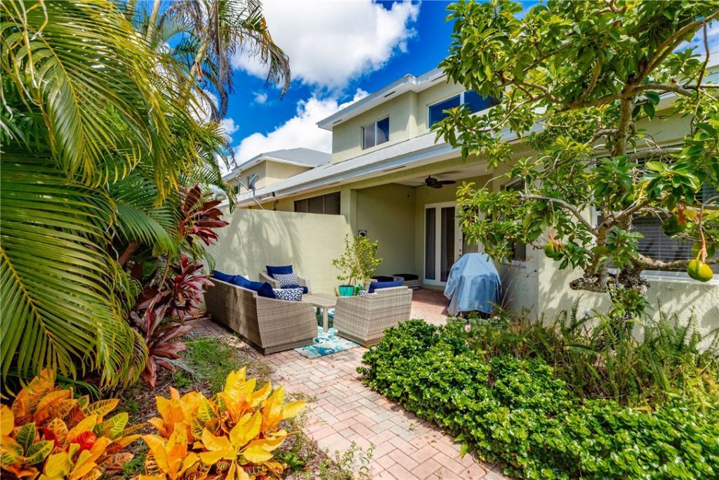 1835 Bridgepointe Circle, Unit 17, Vero Beach, FL 32967 Photo