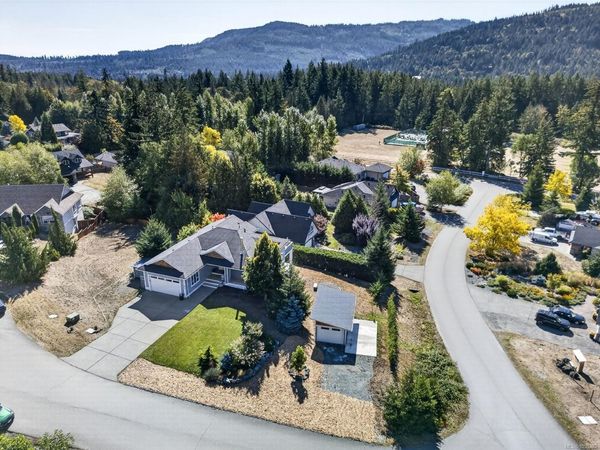 2616 Warmland Pl , Shawnigan Lake, BC V0R 2W0