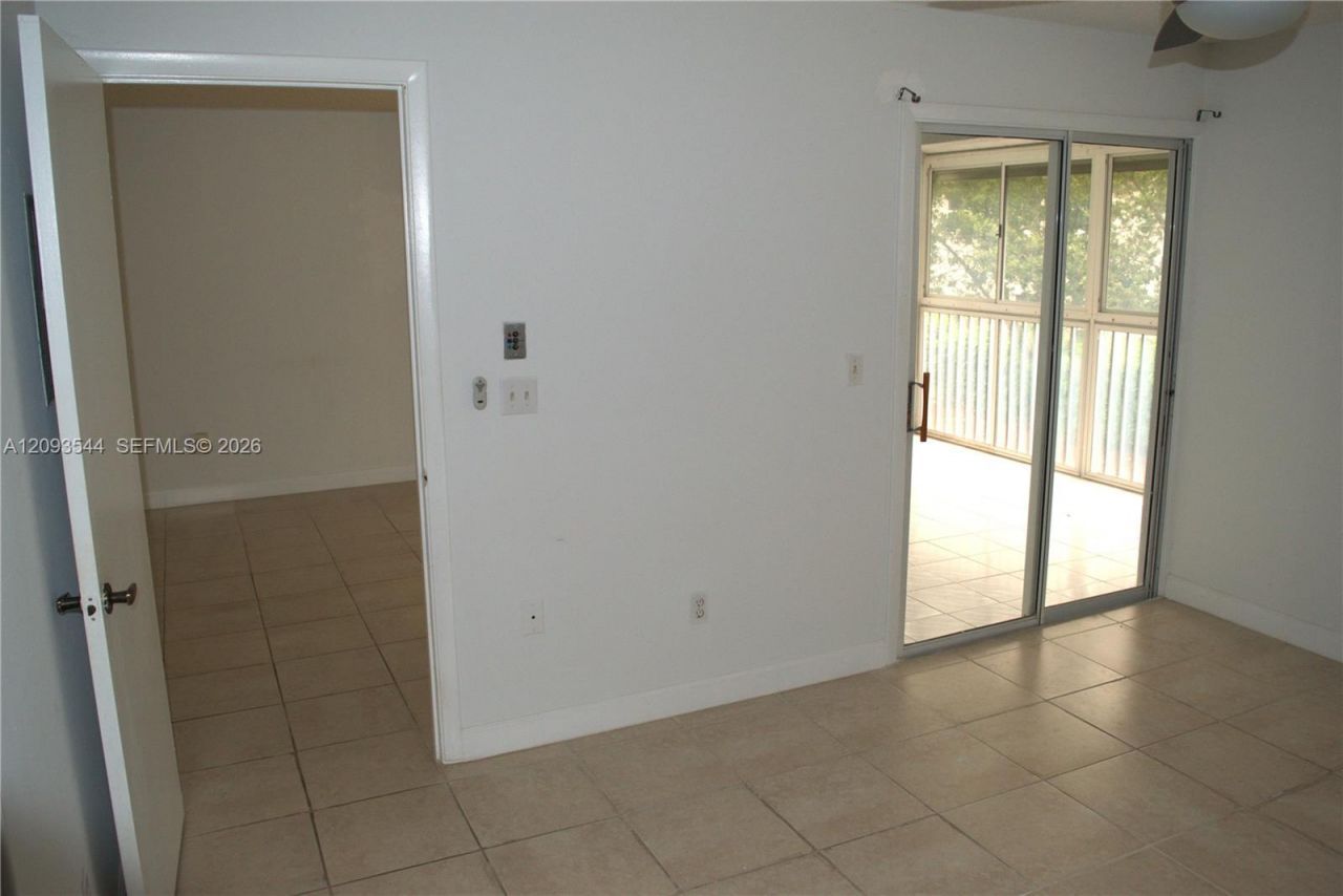 2640 SE 19th Ct, Unit 201-D, Homestead, FL 33035 Photo