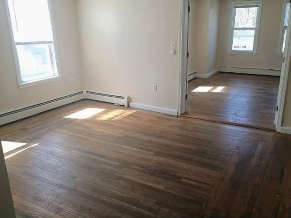 15 Crapo St, Unit 1, Taunton, MA 02780