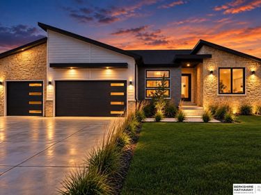 3520 Tree Line Drive, Lincoln, NE 68516