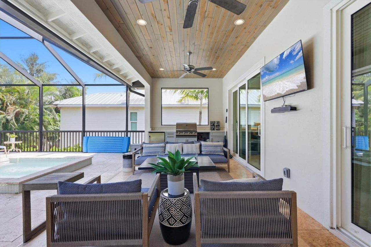 3913 Roberts Point Road, Sarasota, FL 34242 Photo