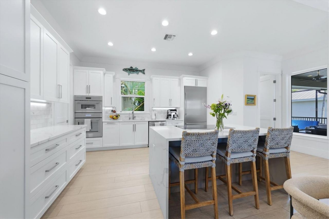 3913 Roberts Point Road, Sarasota, FL 34242 Photo