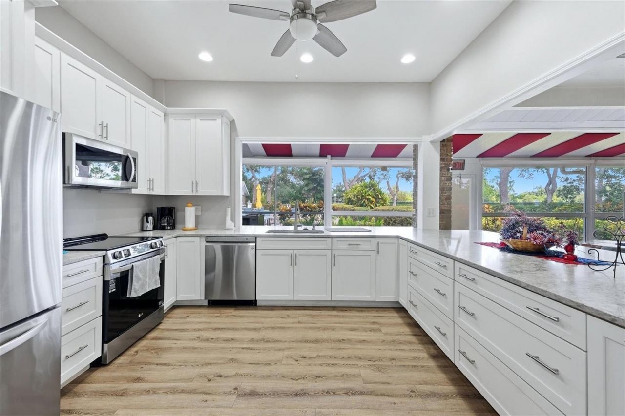 5604 37th Street E, Bradenton, FL 34203 Photo