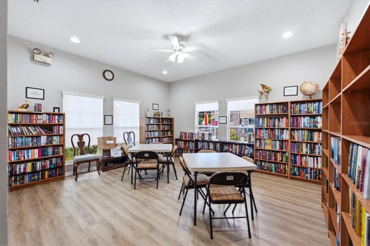 5604 37th Street E, Bradenton, FL 34203 Photo