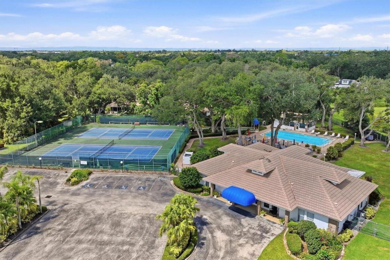 5604 37th Street E, Bradenton, FL 34203 Photo