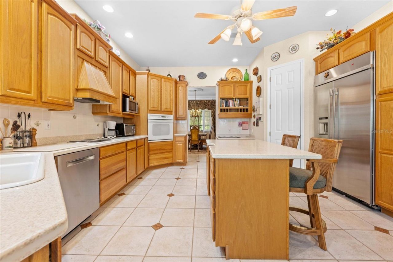 10430 Ramble Ridge Court, Weeki Wachee, FL 34613 Photo