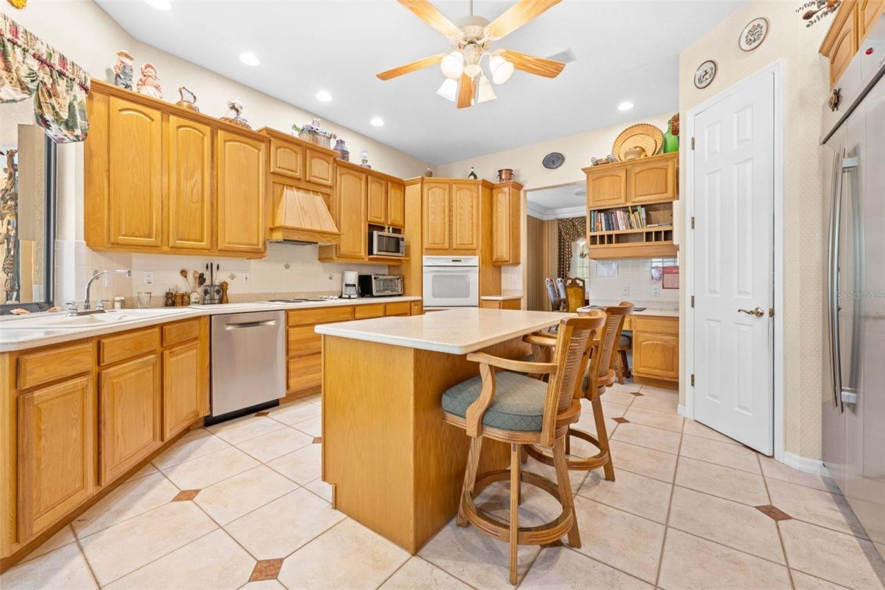 10430 Ramble Ridge Court, Weeki Wachee, FL 34613 Photo