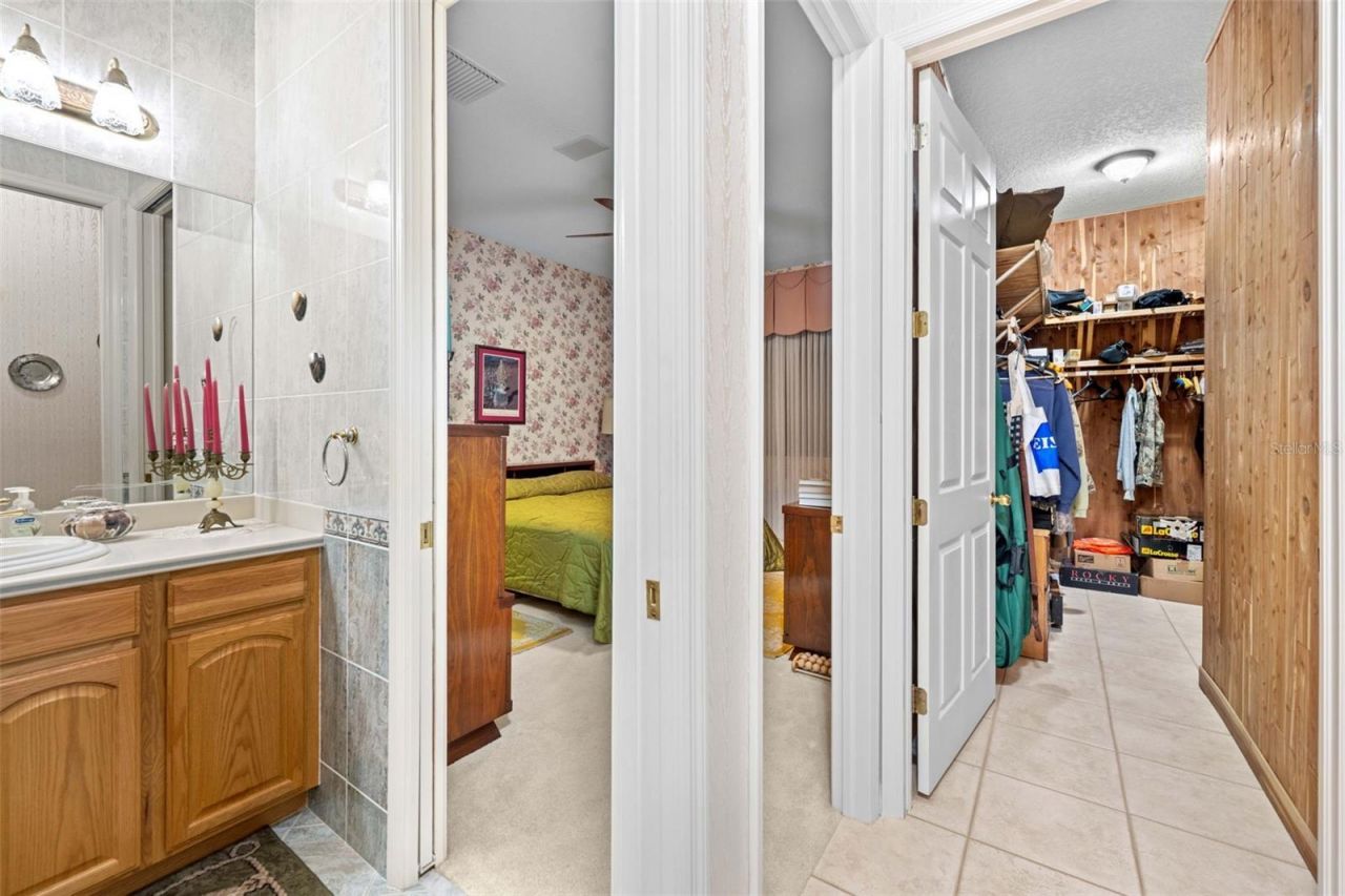 10430 Ramble Ridge Court, Weeki Wachee, FL 34613 Photo