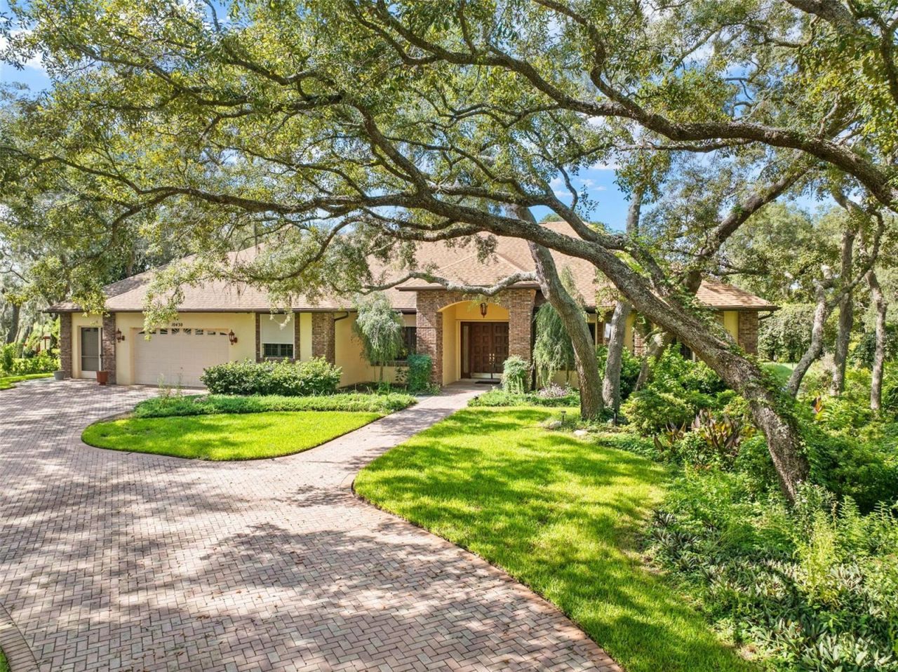 10430 Ramble Ridge Court, Weeki Wachee, FL 34613 Photo