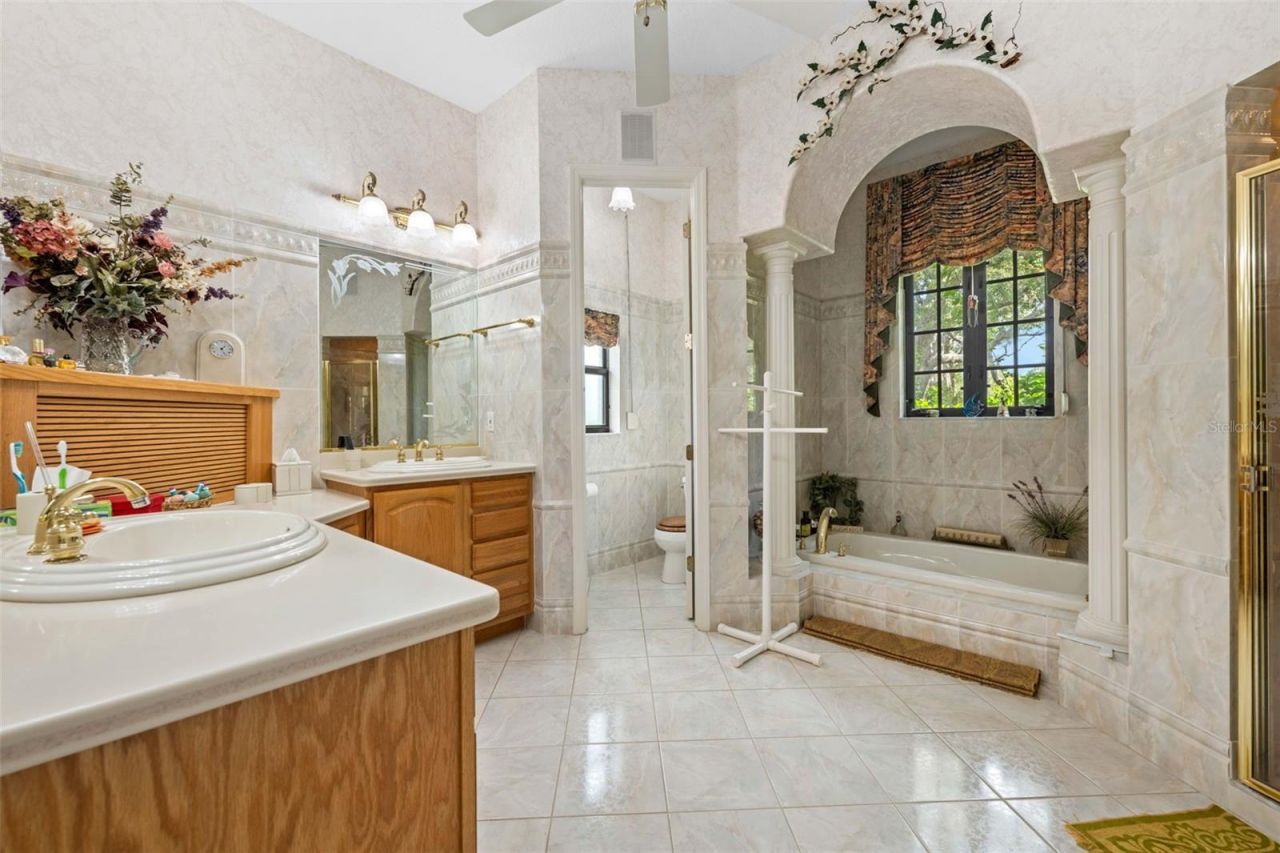 10430 Ramble Ridge Court, Weeki Wachee, FL 34613 Photo