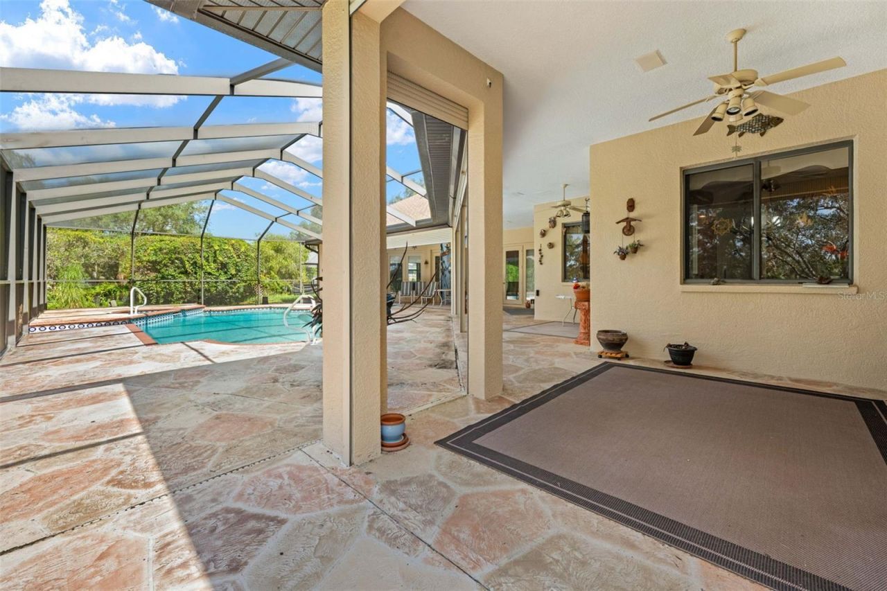 10430 Ramble Ridge Court, Weeki Wachee, FL 34613 Photo