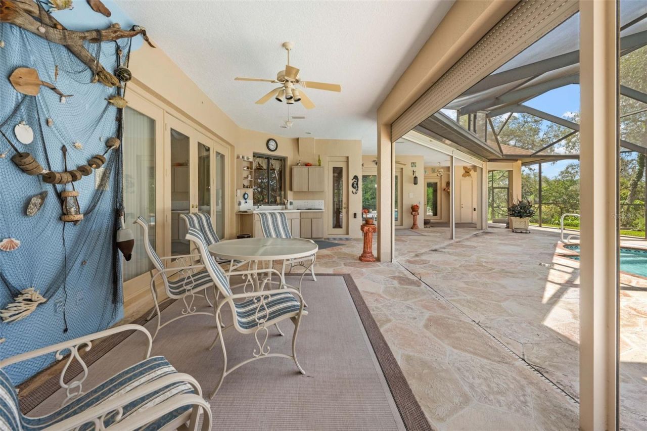 10430 Ramble Ridge Court, Weeki Wachee, FL 34613 Photo