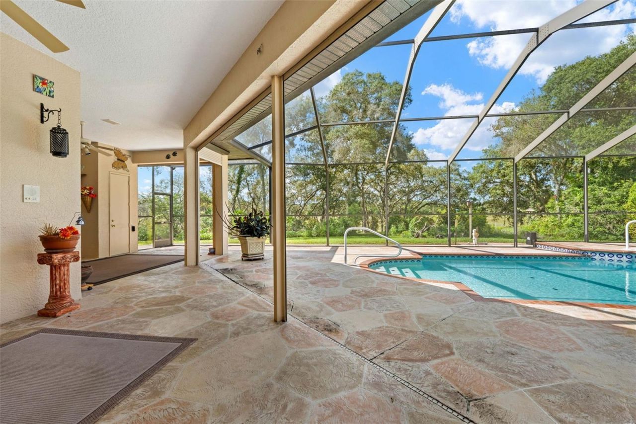 10430 Ramble Ridge Court, Weeki Wachee, FL 34613 Photo
