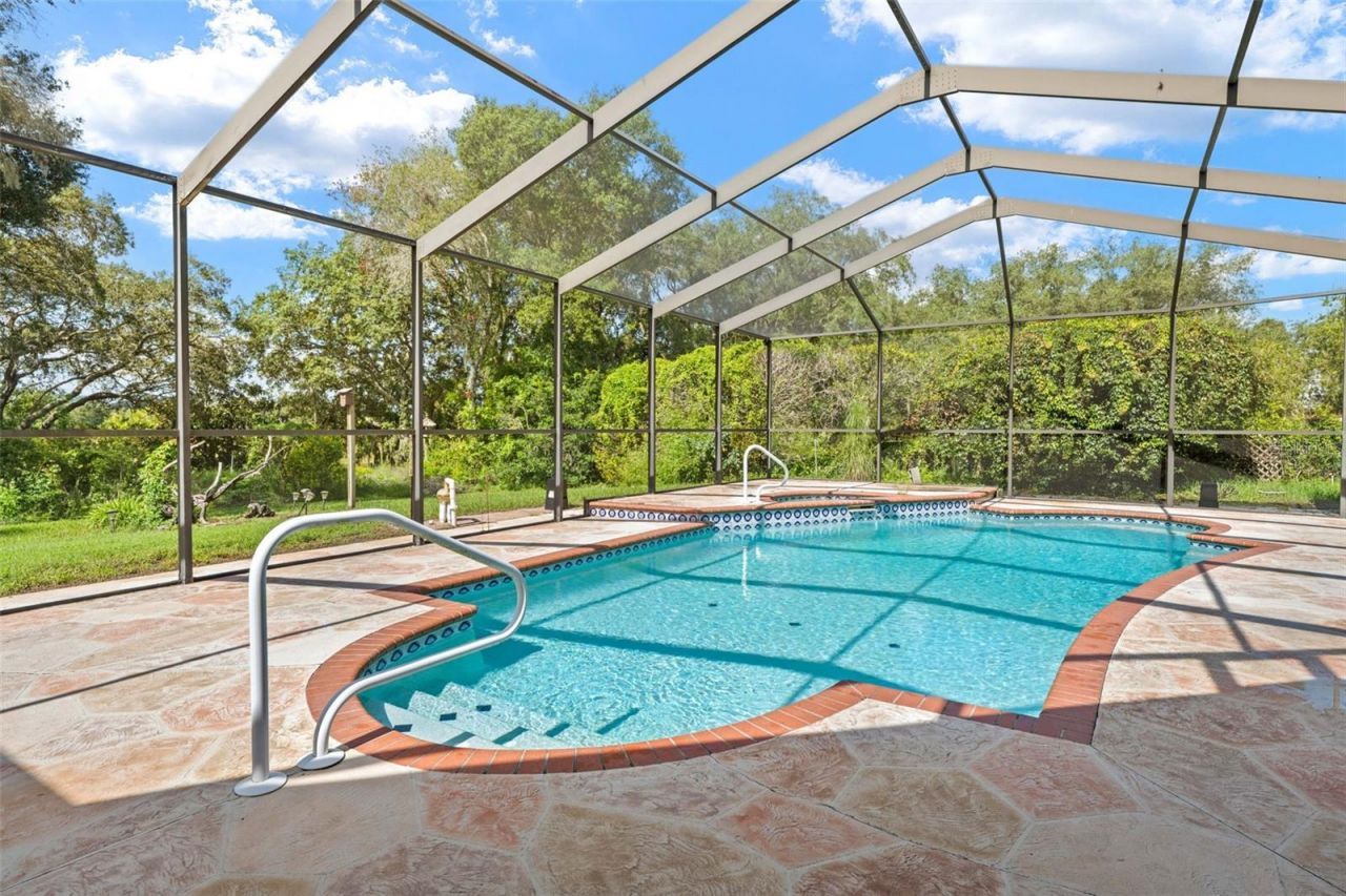 10430 Ramble Ridge Court, Weeki Wachee, FL 34613 Photo