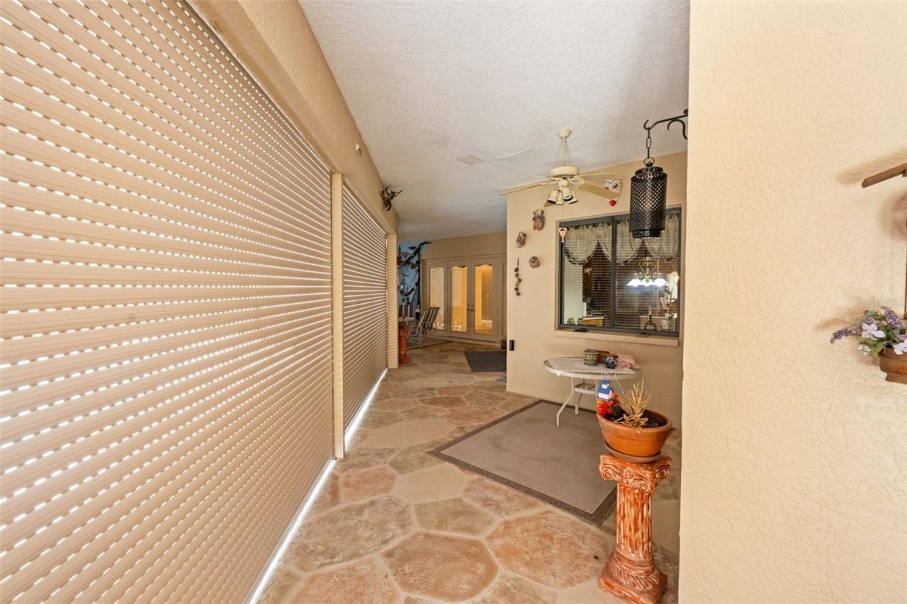 10430 Ramble Ridge Court, Weeki Wachee, FL 34613 Photo