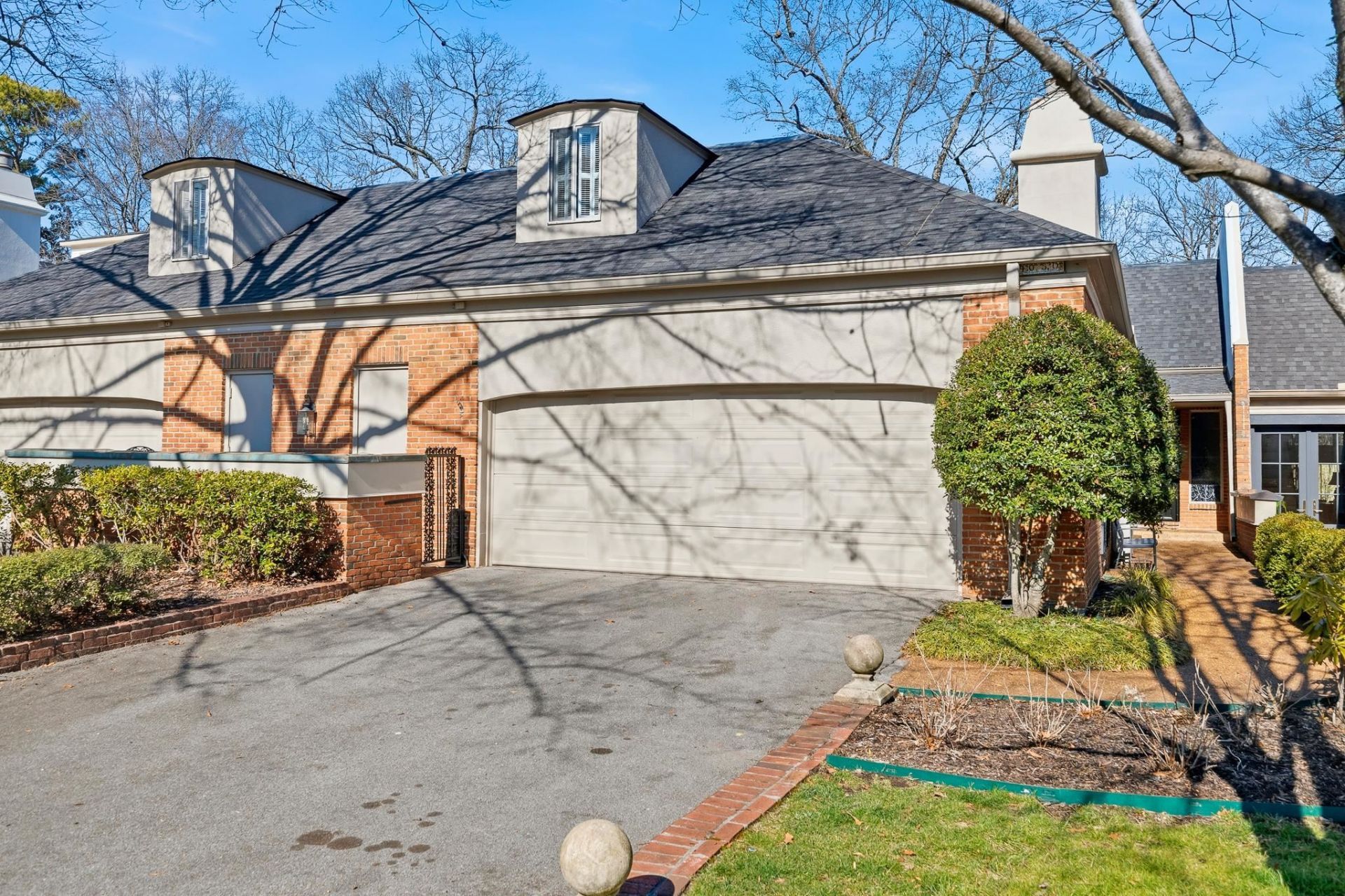 4050 Baronne Way, Unit 34, Memphis, TN 38117 Main Photo