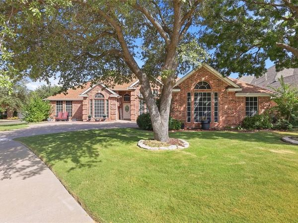 1926 Vintage Drive , Corinth, TX 76210