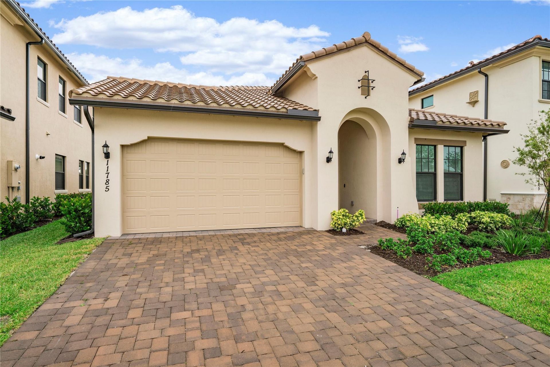 11785 Waterway Circle, Parkland, FL 33076 Main Photo