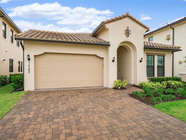 11785 S WATERWAY Circle, Parkland, FL 33076