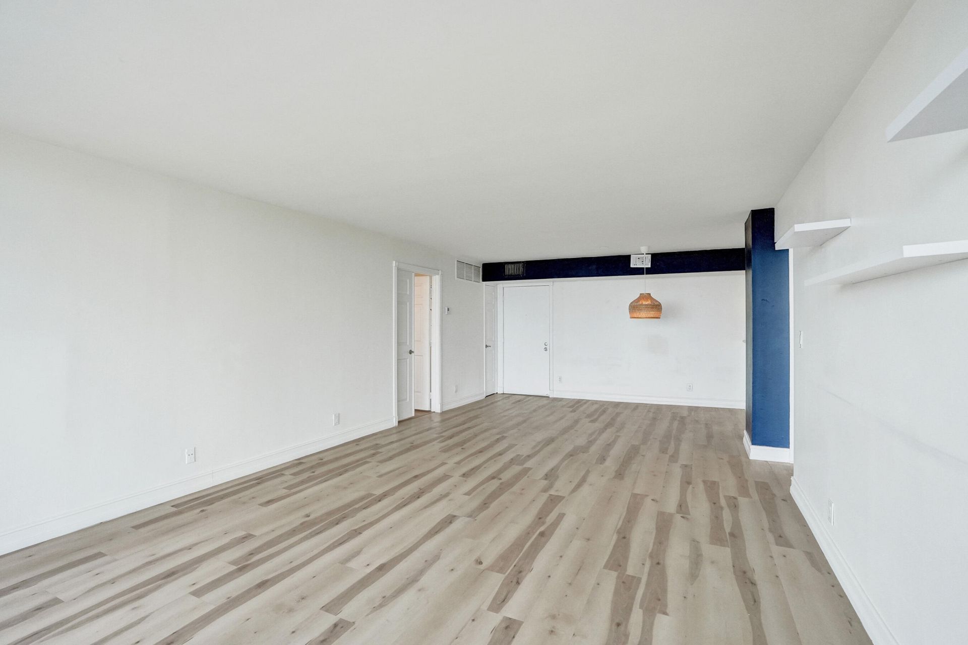3031 N Ocean Boulevard, Unit 805, Fort Lauderdale, FL 33308 Photo