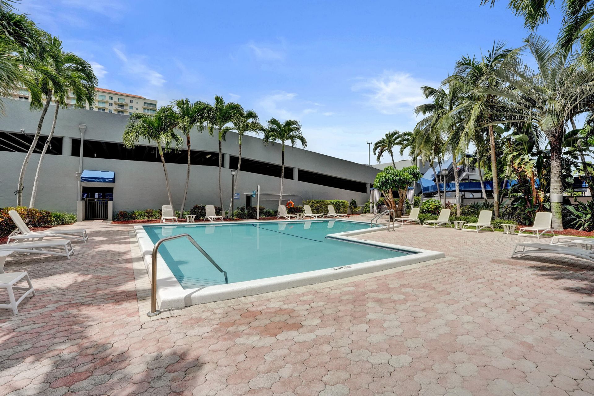 3031 N Ocean Boulevard, Unit 805, Fort Lauderdale, FL 33308 Photo