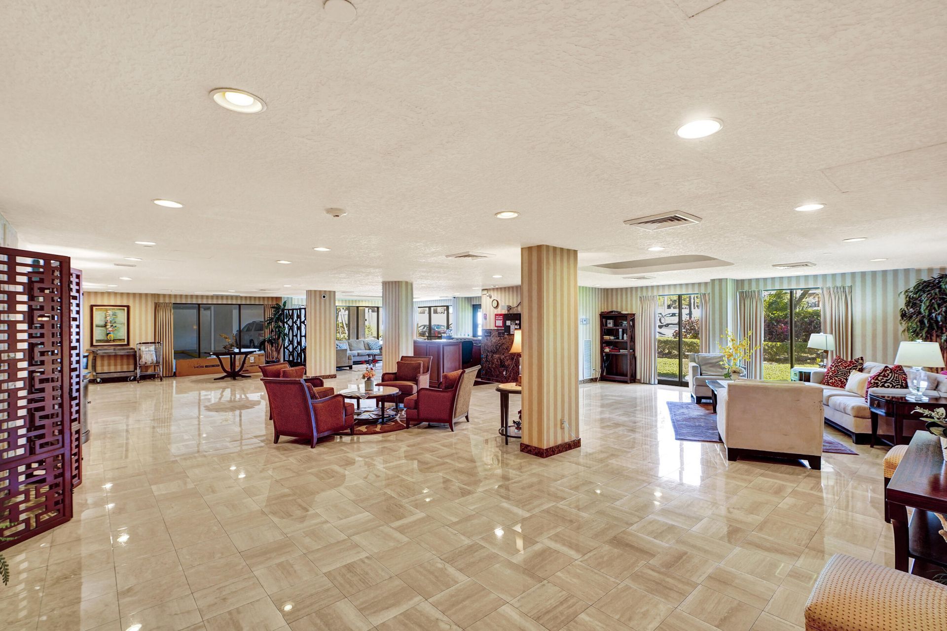 3031 N Ocean Boulevard, Unit 805, Fort Lauderdale, FL 33308 Photo