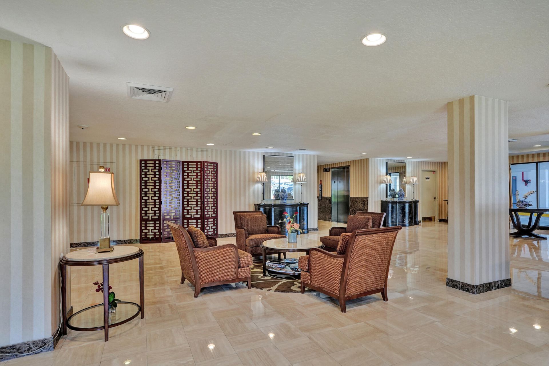 3031 N Ocean Boulevard, Unit 805, Fort Lauderdale, FL 33308 Photo