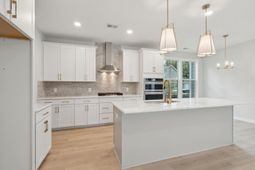 1130 Burkets Bend Lane photo 4