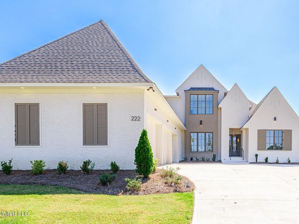 222 Welchshire Drive, Madison, MS 39110