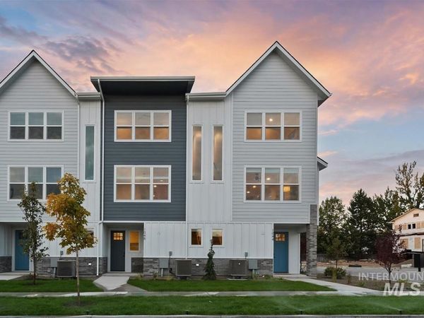 1048 W Melrose St, Boise, ID 83706