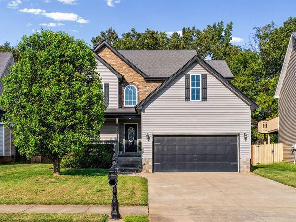 648 Fox Hound Dr , Clarksville, TN 37040