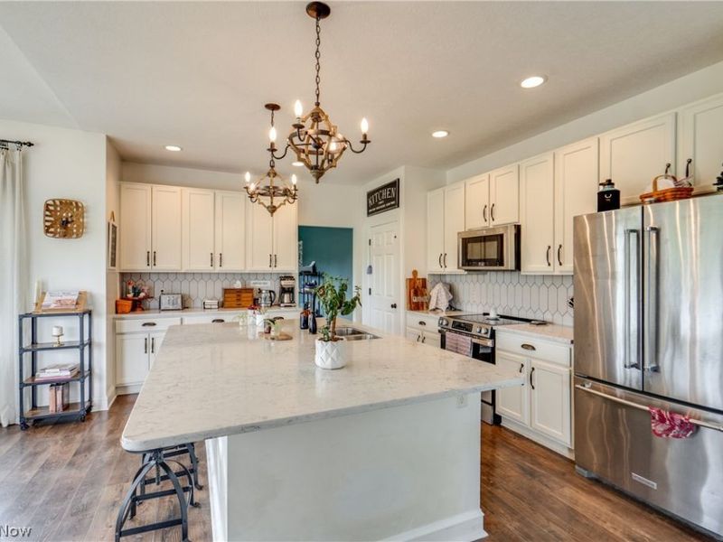 7253 Edison Street NE, Hartville, OH 44632 Photo 14
