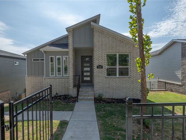 2946 N Old Wire Road , Fayetteville, AR 72703
