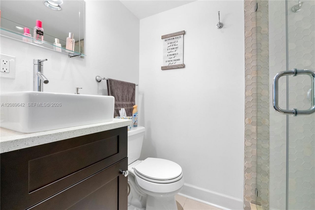 1800 Collins Ave , Unit 11B, Miami Beach, FL 33139 Photo