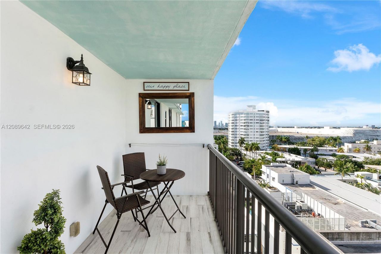 1800 Collins Ave , Unit 11B, Miami Beach, FL 33139 Photo