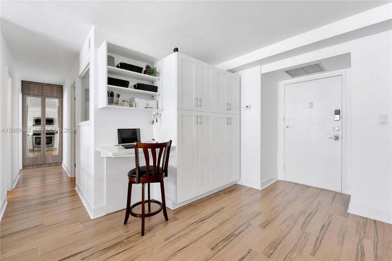 1800 Collins Ave , Unit 11B, Miami Beach, FL 33139 Photo