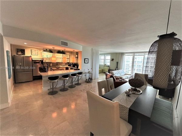 5825 Collins Ave , Unit 14E, Miami Beach, FL 33140