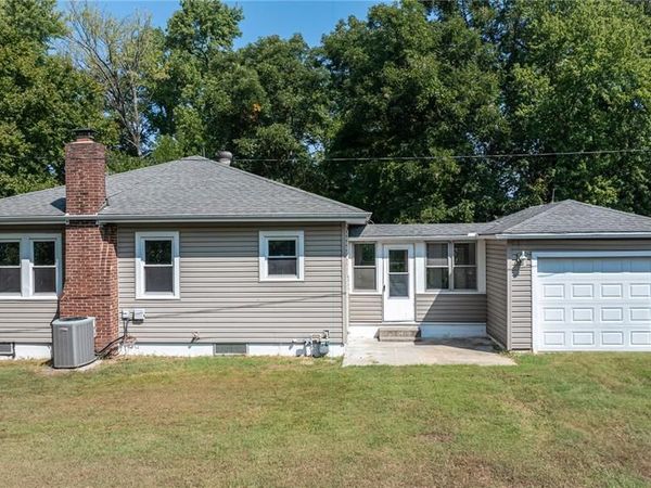 28550 US Highway 61 , Scott City, MO 63780