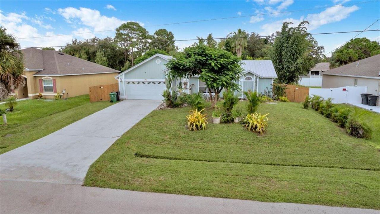 2513 SW Calender Street, Port Saint Lucie, FL 34953 Photo