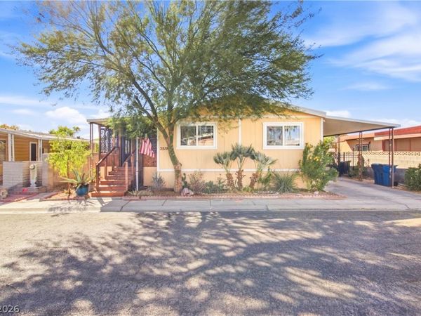 3519 Katmai Drive, Las Vegas, NV 89122