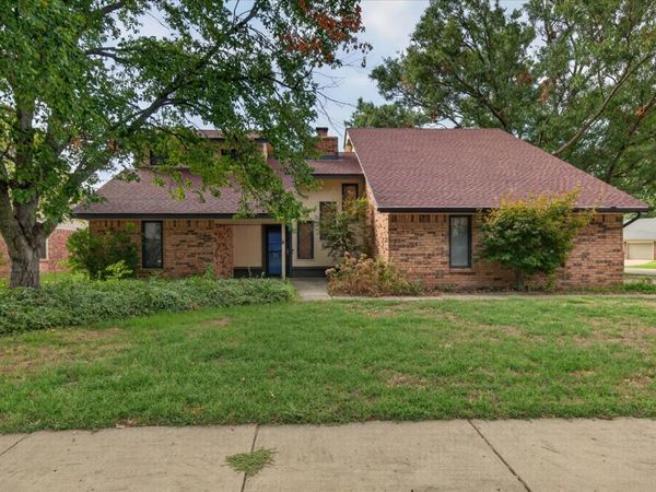 6883 Lee Drive, Bartlesville, OK 74006