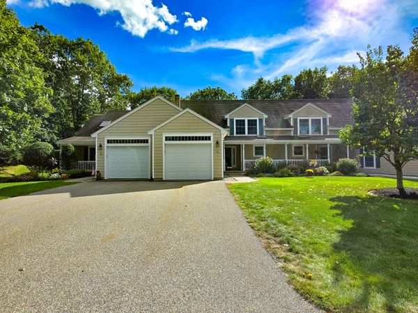 14 Nottingham Court, Unit 39, Kennebunk, ME 04043