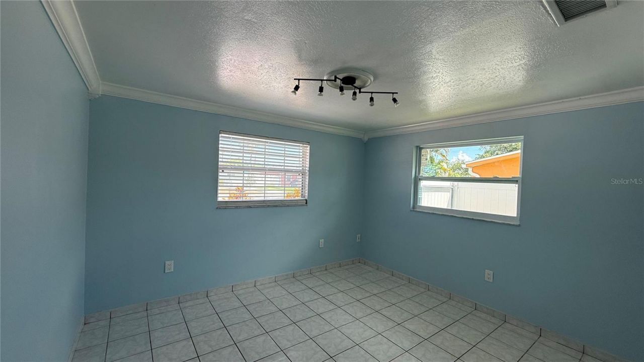 3100 Lake Ridge Drive , Sarasota, FL 34237 Photo