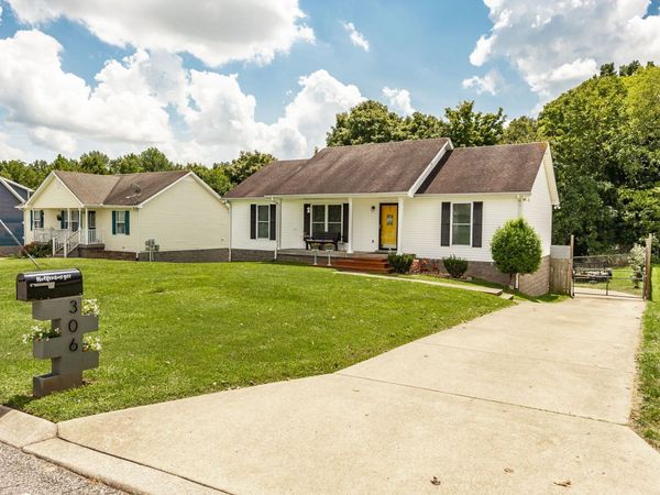 306 Corbitt Ln , Springfield, TN 37172
