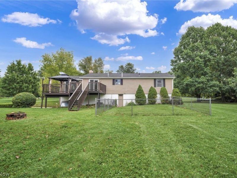 2190 Waterbury Drive, Uniontown, OH 44685 Photo 44
