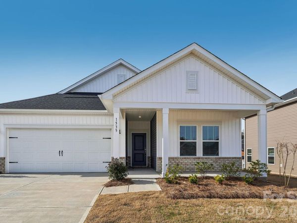 1603 Harper Landing Boulevard , Stanley, NC 28164