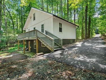 1860 Buford Dam Road, Buford, GA 30518