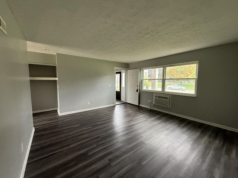 690 Kingsford Road, Columbus, OH 43204 Photo 35
